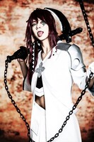 辻諒扮する由利鎌之介。