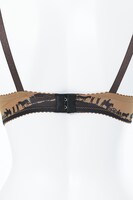 調査兵団をイメージしたランジェリーセット。