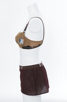 調査兵団をイメージしたランジェリーセット。