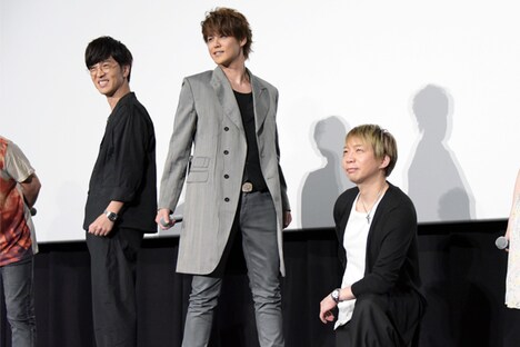 左から櫻井孝宏、宮野真守、諏訪部順一。