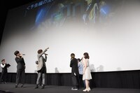 接近するハルオとメトフィエスのシーンについて「キスシーンに見える！」と騒ぐ登壇者。