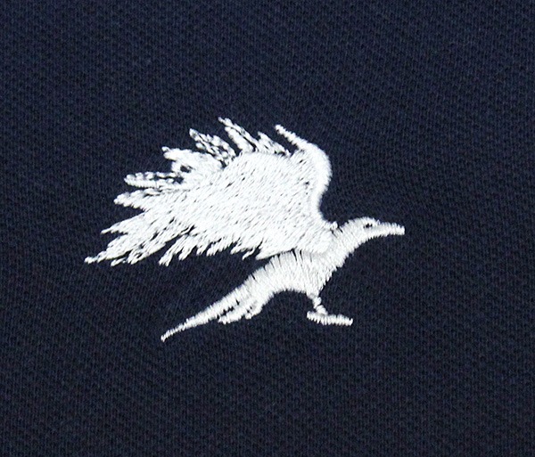 「烏野高校 デザインポロシャツ」の胸元。