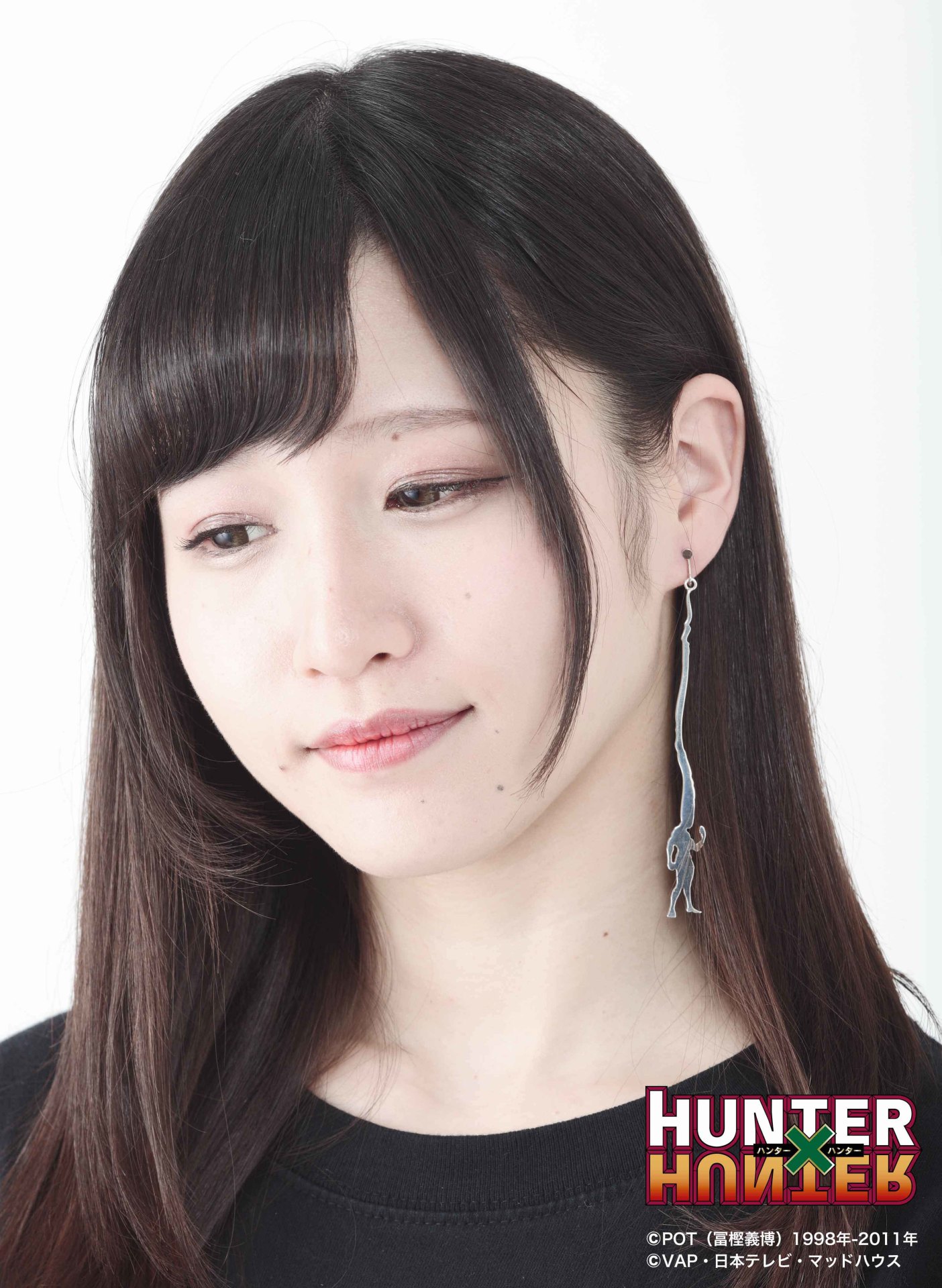 「HUNTER×HUNTER」ゴンのイヤリング・ピアス装着イメージ。