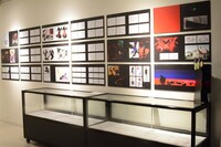 「DEVILMAN crybaby SABBATH SHIBUYA」展示の様子。
