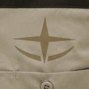 アニメ「機動戦士ガンダム」地球連邦軍の制服をモチーフにしたワークシャツ。