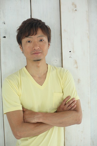 伊部俊一役の川田紳司。
