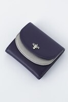 ルーラーモデルの財布。