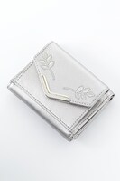 赤のライダーモデルの財布。