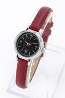 シロウ・コトミネモデルの腕時計。