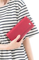 シロウ・コトミネモデルの財布。