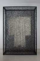 塩田千春《存在の状態》2013年