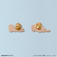 「ぼのぼの ピンズ」の裏側はこんな感じ。