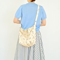 キャンバスショルダートート使用例