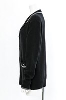 キリトモデルのカーディガン。