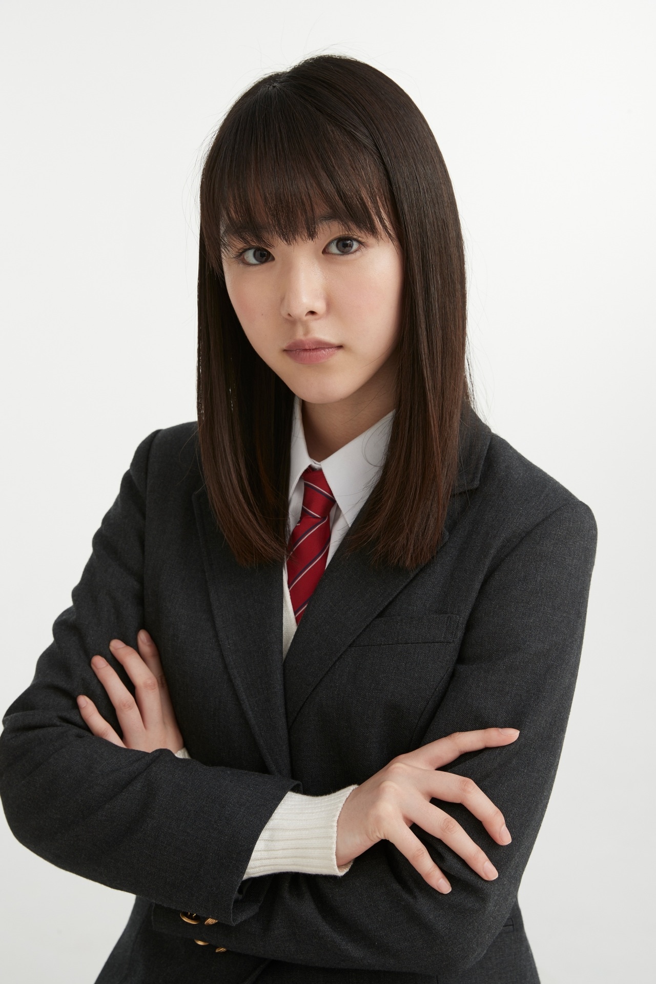 唐田えりか扮する三輪美苑。