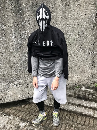 「第10使徒 フルジップパーカー」