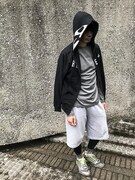 「第10使徒 フルジップパーカー」