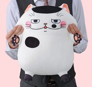 「もっちぃもっちぃ おじさまと猫 ふくまる ふくふくぬいぐるみ」使用例