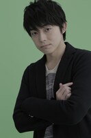 仲沢呂佳役の多田直人。