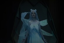 白石麻衣扮するプリンセス・セレニティの映像。