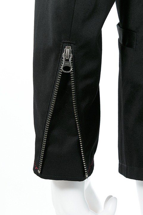 黒森峰女学園モデルのミリタリーアウター。