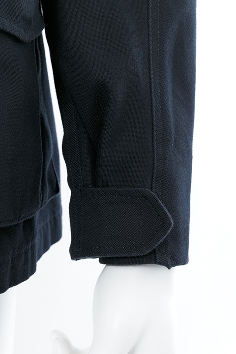 大洗女子学園モデルのミリタリーアウター。