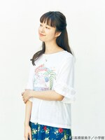 「うる星やつら ネオンプリント Tシャツ」着用イメージ