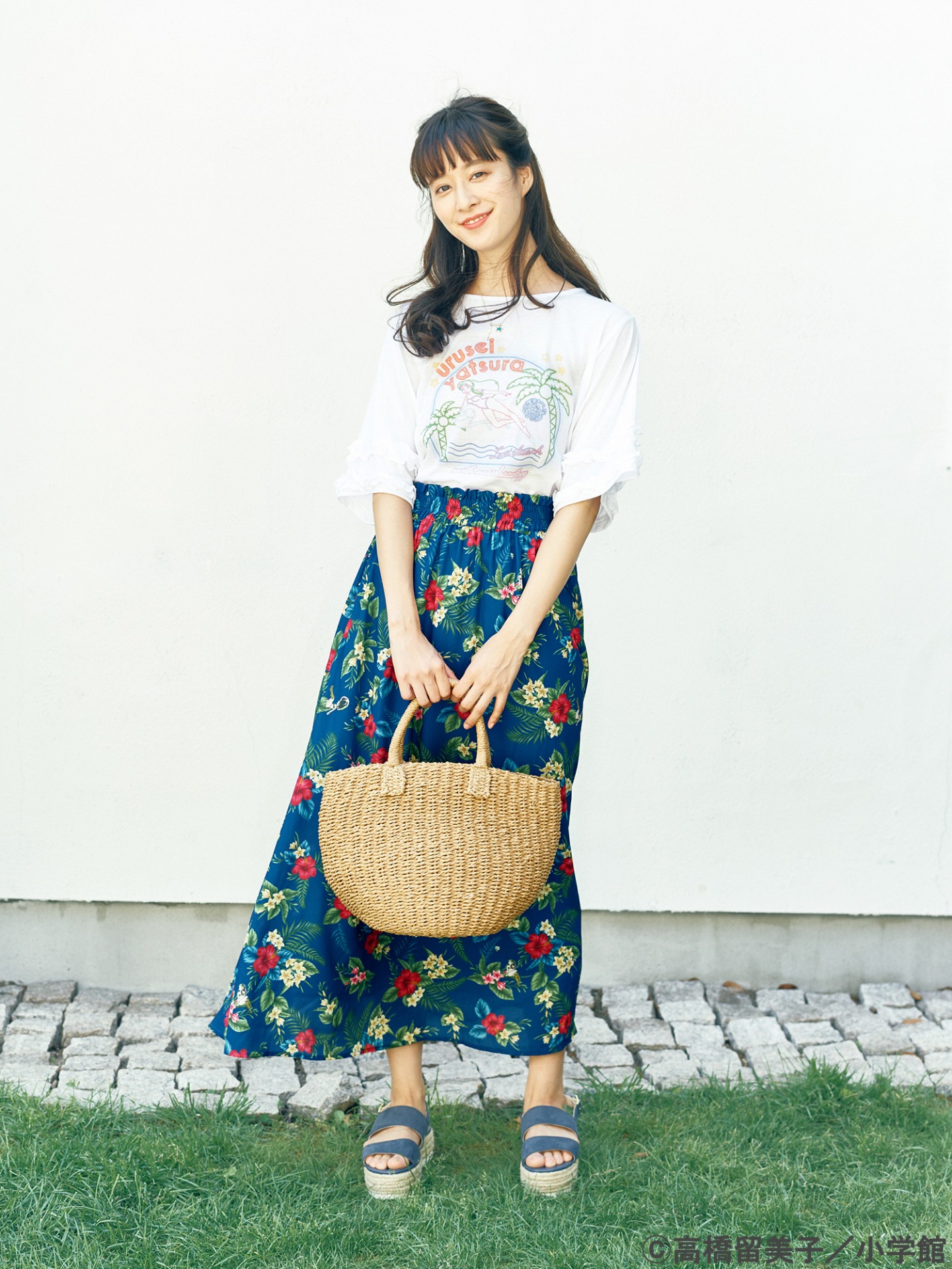 「うる星やつら ネオンプリント Tシャツ」着用イメージ