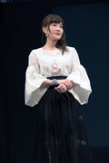 星ノ川はるか役の高橋未奈美。
