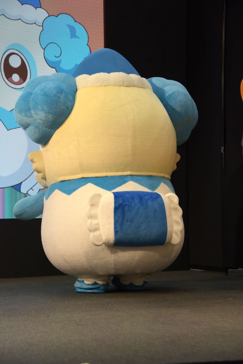 まくらのかみさま ピローのお尻には枕が付いている。