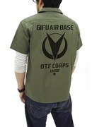 「岐阜基地 OTF部隊 ワークシャツ」の着用例。