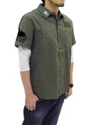 「岐阜基地 OTF部隊 ワークシャツ」の着用例。