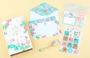 限定版に同梱されるステーショナリーセット。