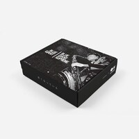 「『BLUE GIANT SUPREME』レコードプレーヤーセット」のセット内容より。