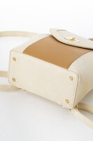 夏組モデルのリュック。