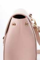 春組モデルのリュック。