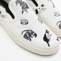 「DOLCE スリッポン」（WHITE）