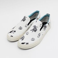 「DOLCE スリッポン」（WHITE）