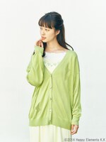 Switchモデルのカーディガン着用例。