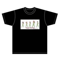 「ED場面写」柄のTシャツ。