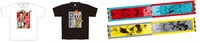 会場で販売されるTシャツとマフラータオル。