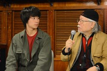 星野鉄郎に扮した前田旺志郎についてコメントを求められた松本零士。