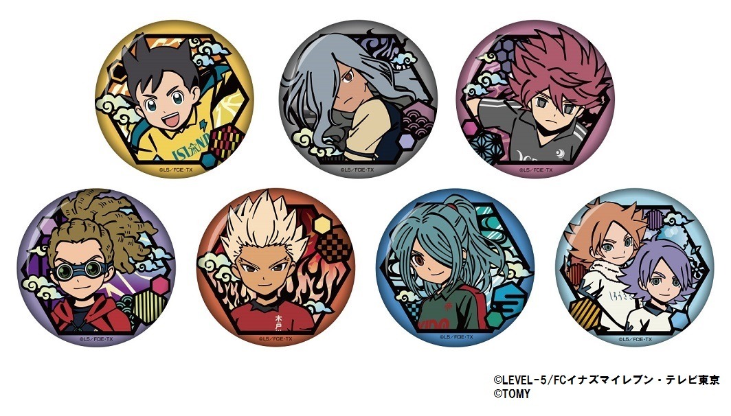 先行販売商品の「切り絵シリーズ 和紙缶バッジ」全7種。