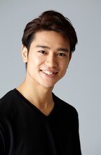 水谷文貴役の湯本健一。