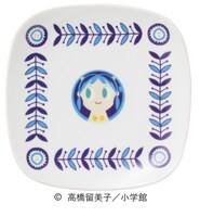 オリジナルグッズの皿。