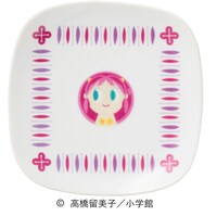 オリジナルグッズの皿。