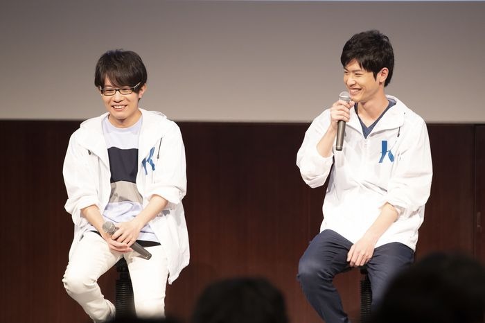 左から豊永利行、大塚剛央。