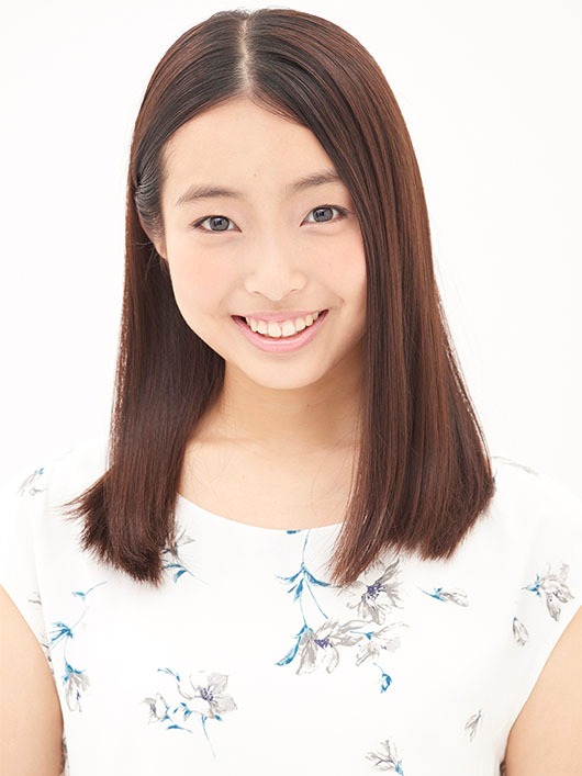 アルベール・カモミール役の斎藤亜美。