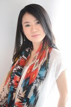 坂本美緒役の世戸さおり。