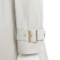 黒のライダーモデルのアウター。